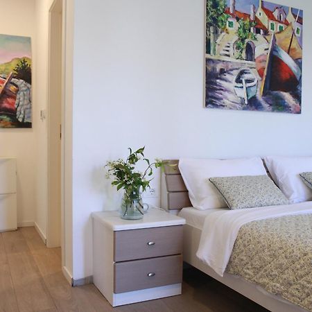 Studio Apartment Rosa Krk كرك المظهر الخارجي الصورة