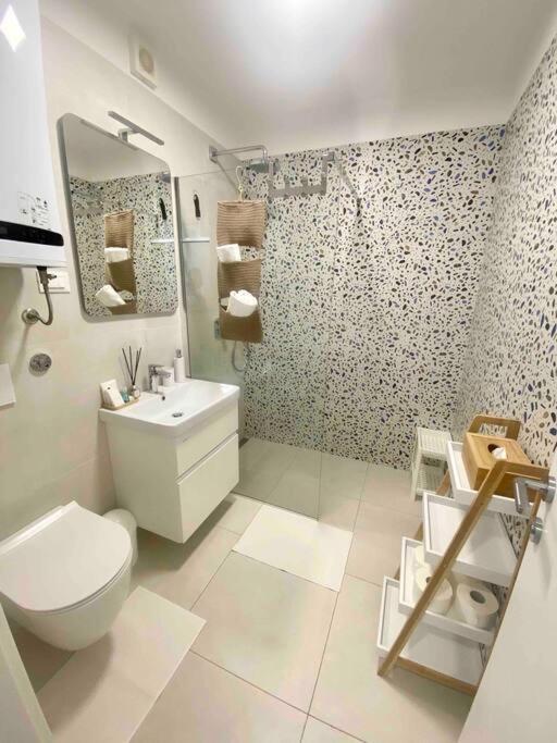 Studio Apartment Rosa Krk كرك المظهر الخارجي الصورة
